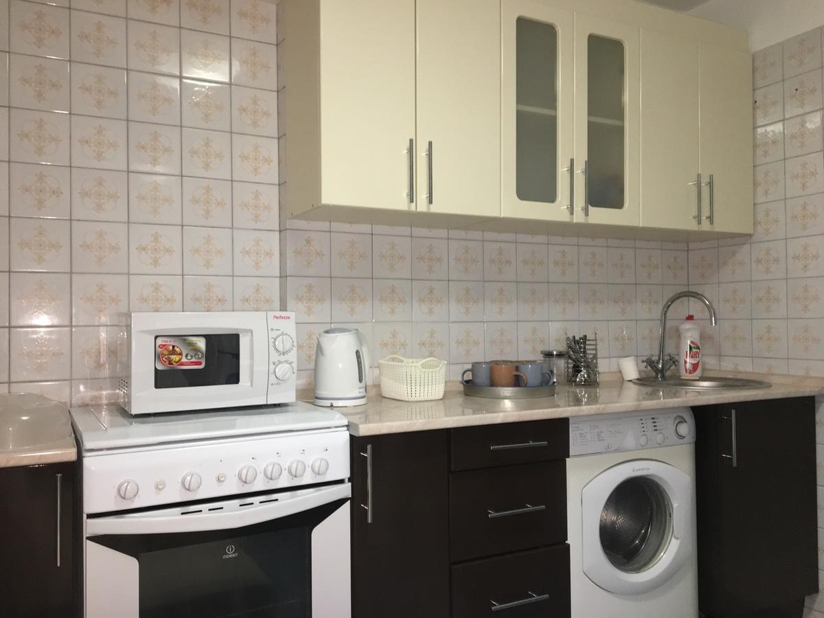 Prado 333 Apartment Киев Екстериор снимка