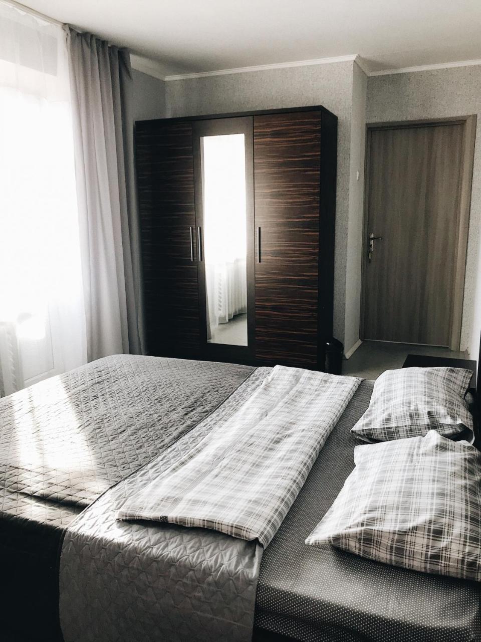 Prado 333 Apartment Киев Екстериор снимка